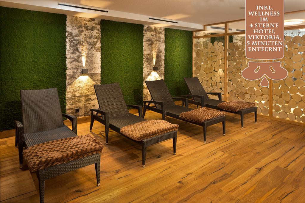 "Viktoria Apartments" - Annehmlichkeiten Von 4-Sterne Familien-Und Wellnesshotel Viktoria Koennen Mitgenutzt Werden اوبرستدورف المظهر الخارجي الصورة