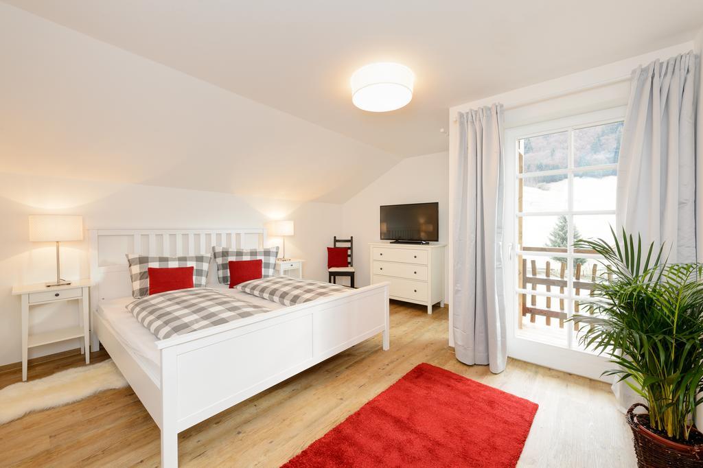 "Viktoria Apartments" - Annehmlichkeiten Von 4-Sterne Familien-Und Wellnesshotel Viktoria Koennen Mitgenutzt Werden اوبرستدورف الغرفة الصورة